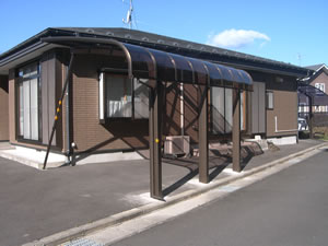 �J�[�|�[�g�{�H��