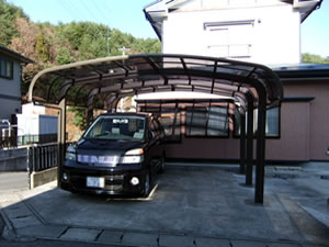 �J�[�|�[�g�{�H��