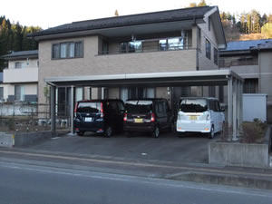 �J�[�|�[�g�{�H��