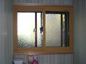 �C���v���X�{�H��