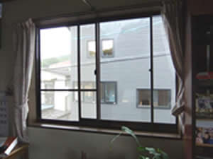 �C���v���X�{�H�O