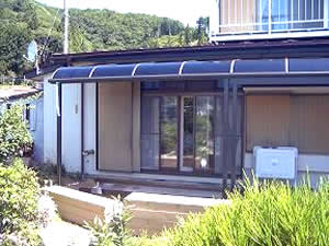 ���C�U�[�e���X