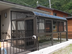 �ق����ł��U�{�H��